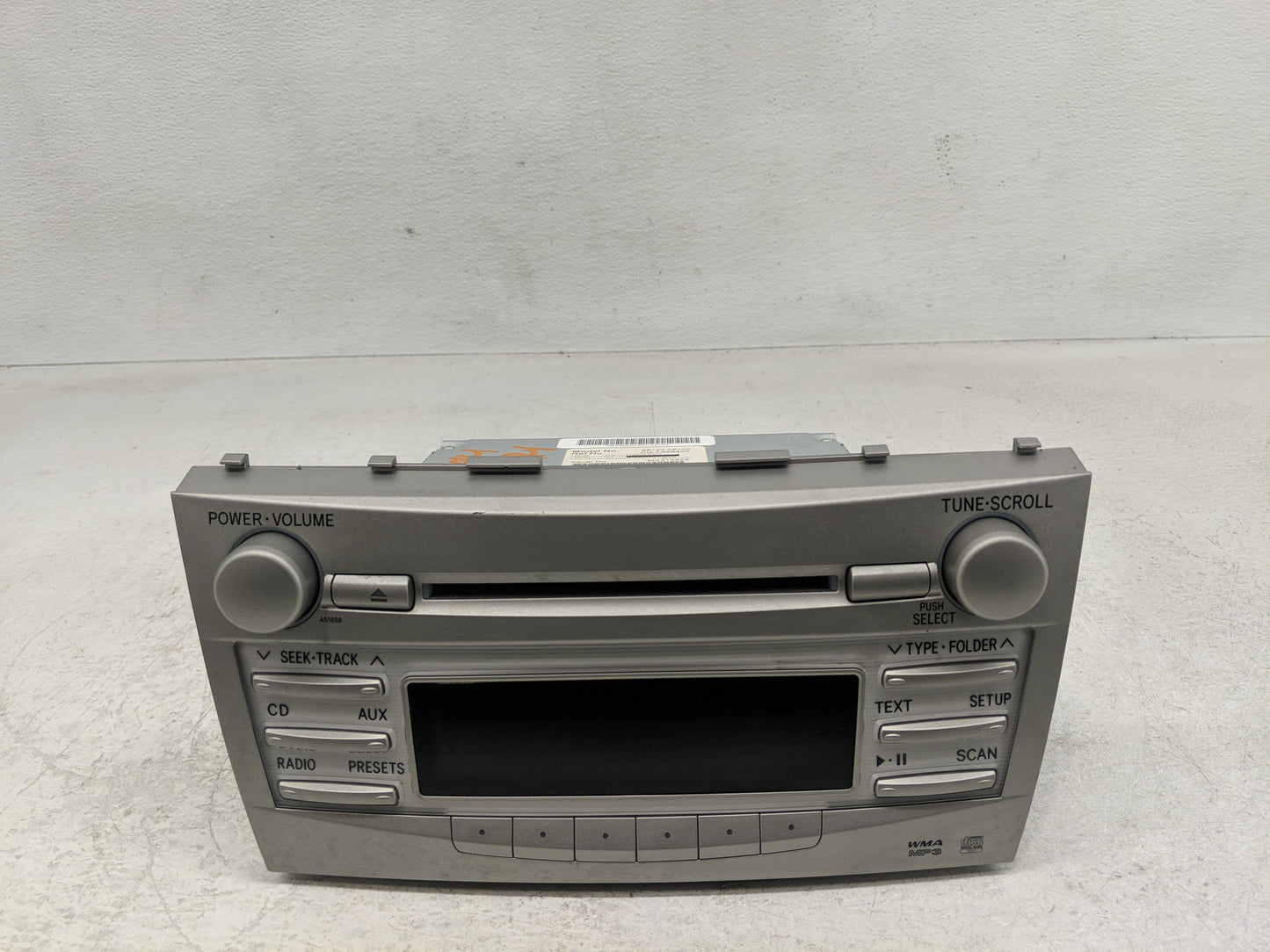 2010-2011 Toyota Camry Radio AM FM Cd Player Receiver Replacement P/N:86120-06700 Fits Fits 2010 2011 OEM Used Auto Parts - 