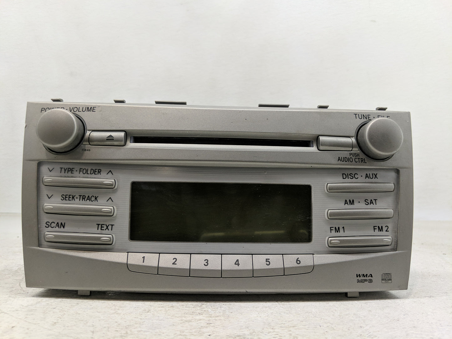 2010-2011 Toyota Camry Radio AM FM Cd Player Receiver Replacement P/N:86120-06480 Fits Fits 2010 2011 OEM Used Auto Parts - 