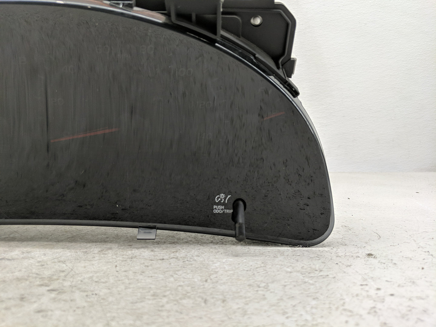 2010-2011 Toyota Camry Instrument Cluster Speedometer Gauges P/N:TN257450-3433 83800-06V10-00 Fits Fits 2010 2011 OEM Used A