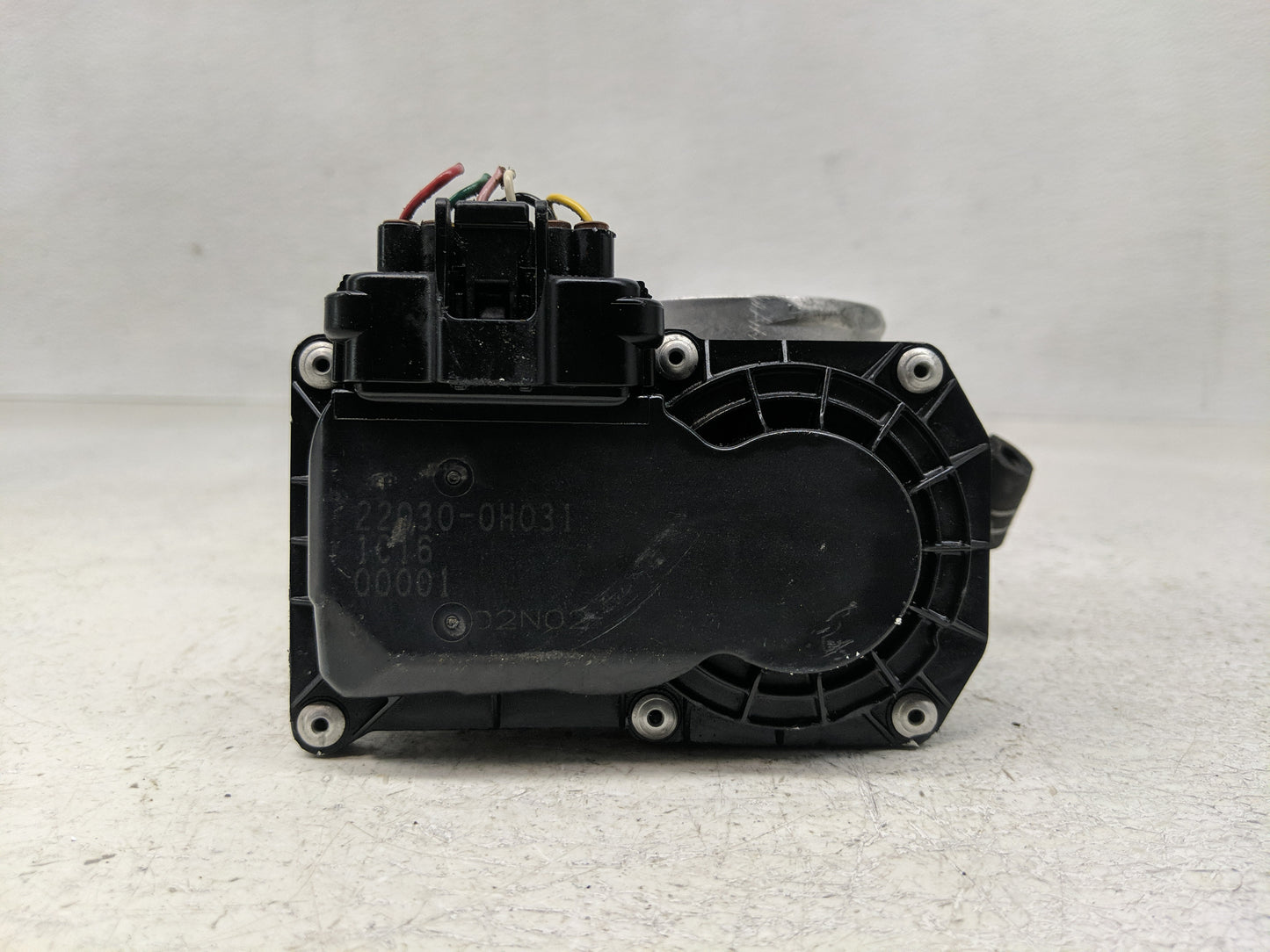 2007-2011 Toyota Camry Throttle Body Fits Fits 2006 2007 2008 2009 2010 2011 2012 2013 2014 2015 OEM Used Auto Parts - Oemus