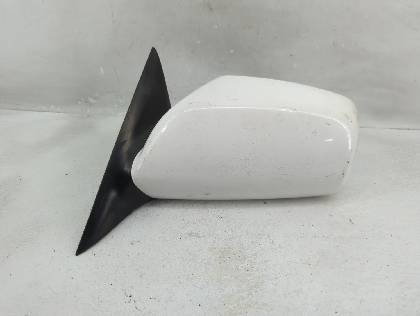 2007-2011 Toyota Camry Driver Side View Mirror - Left Door Mirror OEM Used - Oemusedautoparts1.com