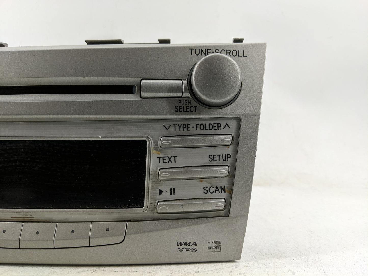 2010-2011 Toyota Camry Radio AM FM Cd Player Receiver Replacement P/N:86120-06700 Fits Fits 2010 2011 OEM Used Auto Parts - 