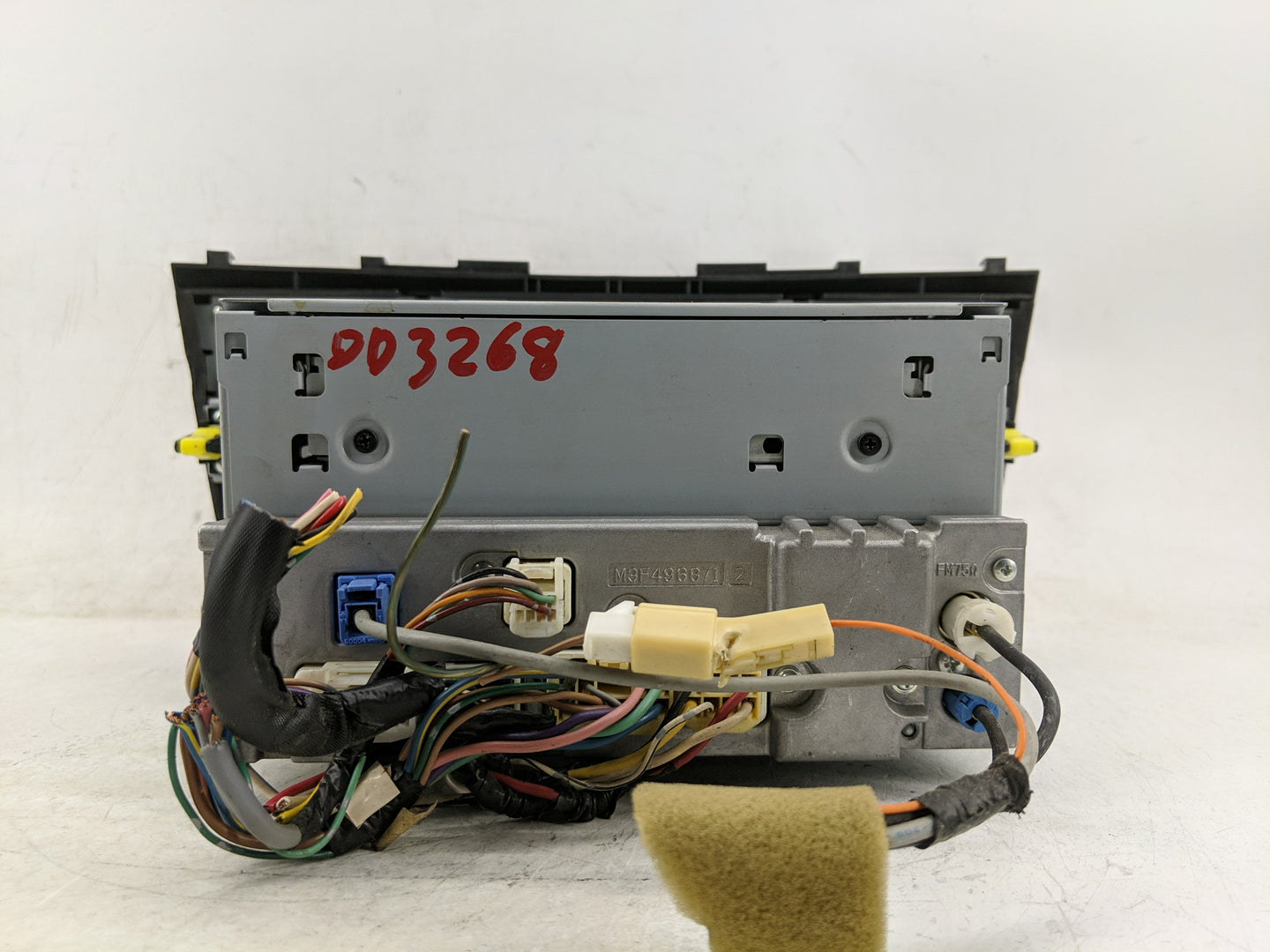 2010-2011 Toyota Camry Radio AM FM Cd Player Receiver Replacement P/N:86120-06700 Fits Fits 2010 2011 OEM Used Auto Parts - 