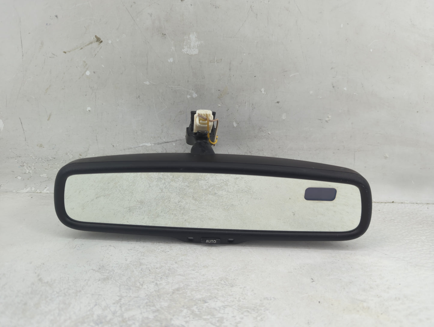 2007-2012 Toyota Camry Interior Rear View Mirror Replacement OEM P/N:8781006051 Fits OEM Used Auto Parts - Oemusedautoparts1