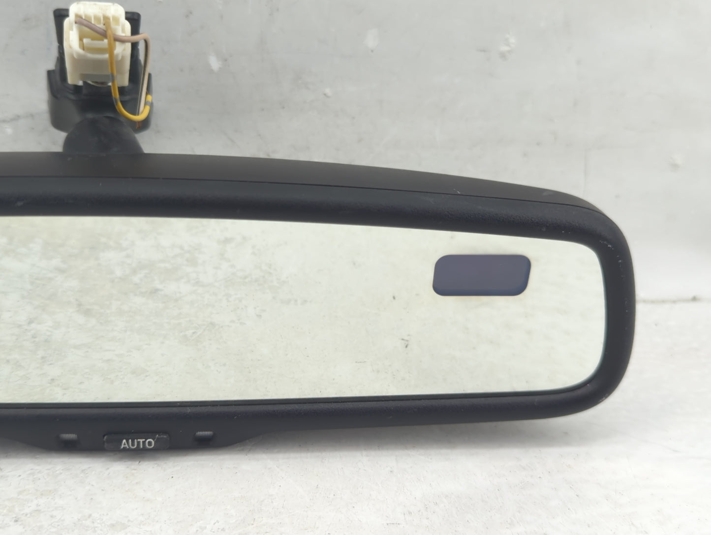 2007-2012 Toyota Camry Interior Rear View Mirror Replacement OEM P/N:8781006051 Fits OEM Used Auto Parts - Oemusedautoparts1