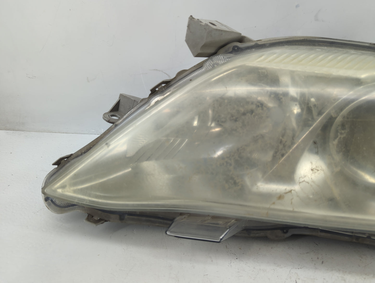 2010-2011 Toyota Camry Driver Left Oem Head Light Headlight Lamp - Oemusedautoparts1.com