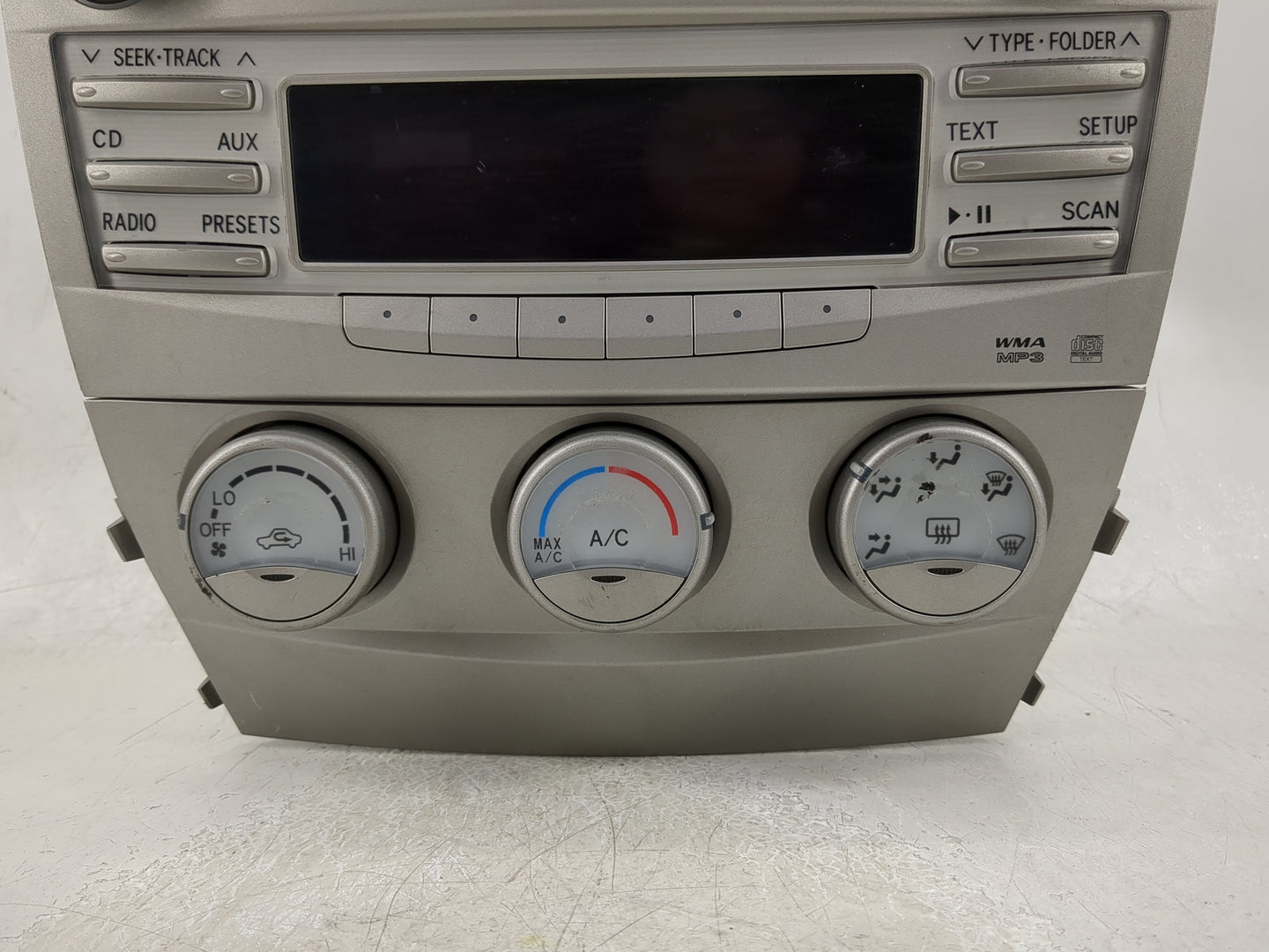 2010-2011 Toyota Camry Radio AM FM Cd Player Receiver Replacement P/N:86120-06700 Fits Fits 2010 2011 OEM Used Auto Parts - 