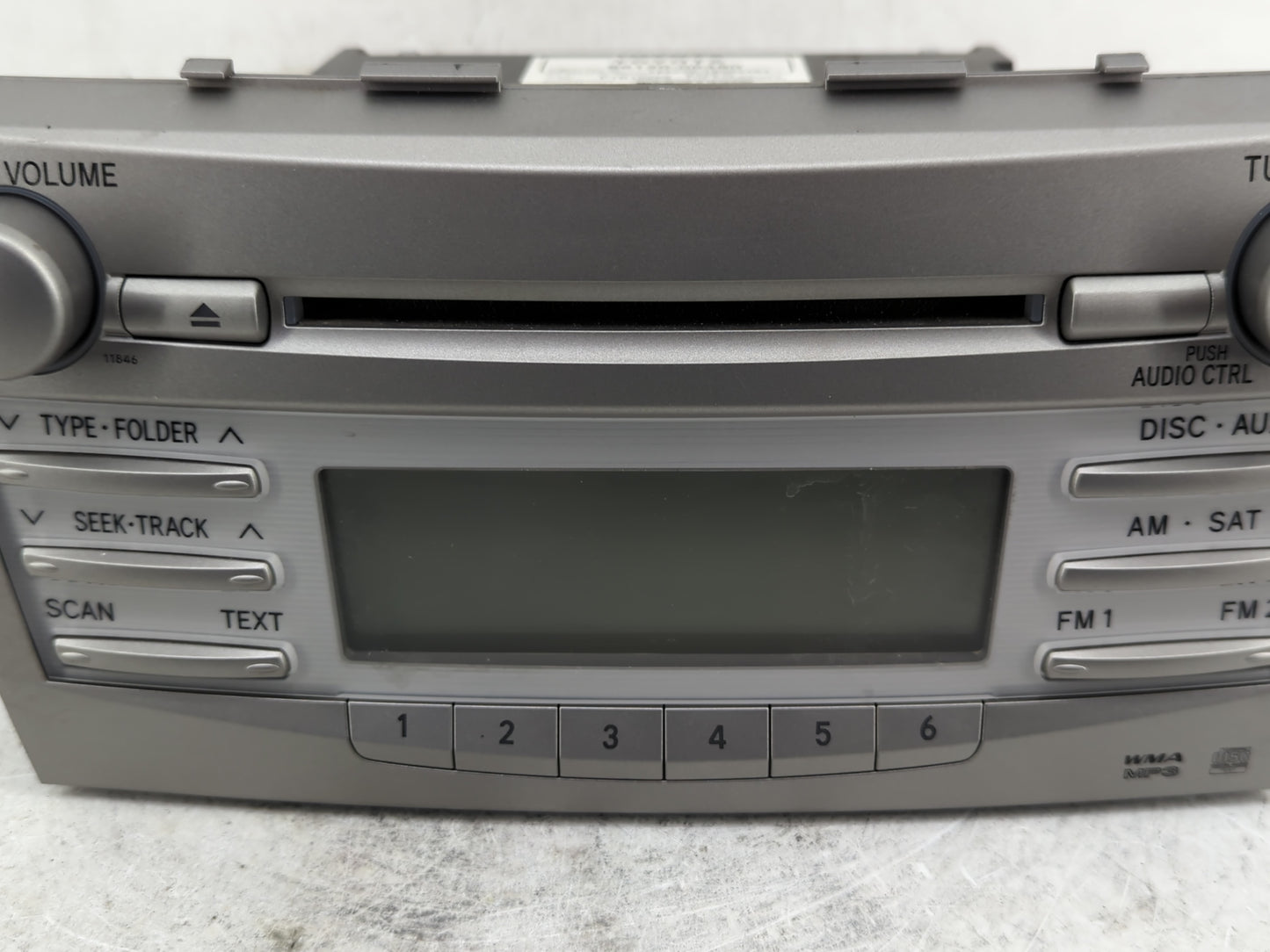 2010-2011 Toyota Camry Radio AM FM Cd Player Receiver Replacement P/N:86120-06480 Fits Fits 2010 2011 OEM Used Auto Parts - 