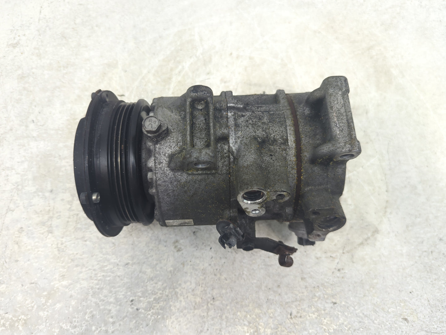 2010-2011 Toyota Camry Air Conditioning A/c Ac Compressor Oem - Oemusedautoparts1.com