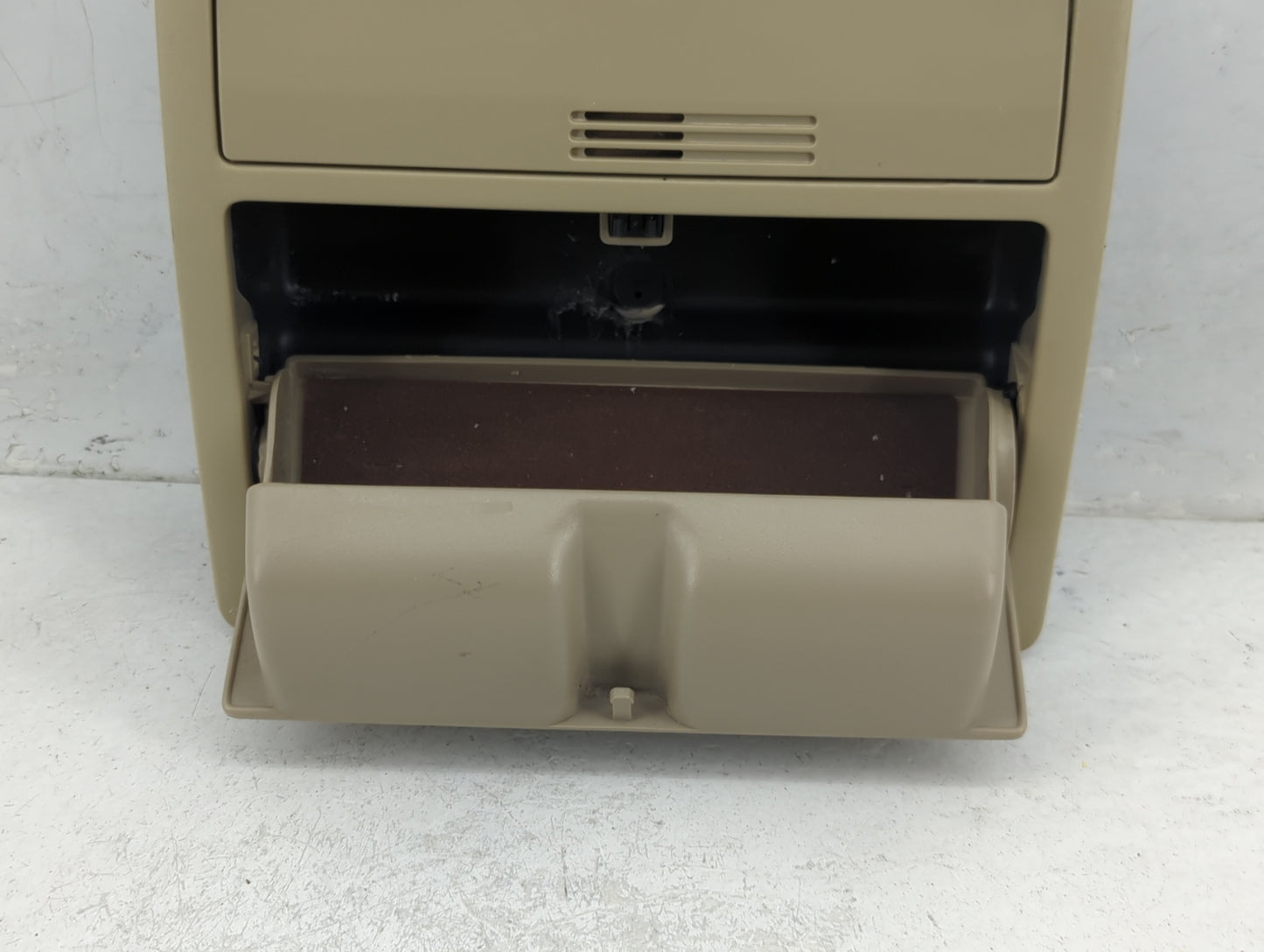 2010 Toyota Camry Overhead Roof Console - Oemusedautoparts1.com