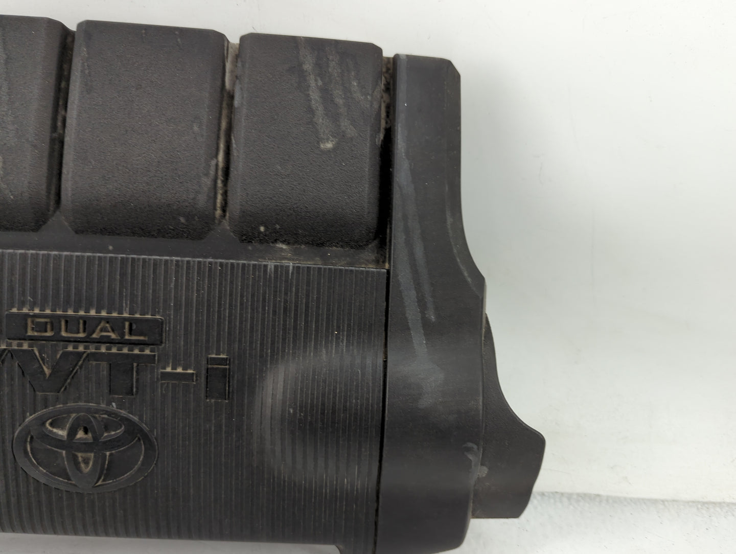 2010 Toyota Camry Engine Cover - Oemusedautoparts1.com