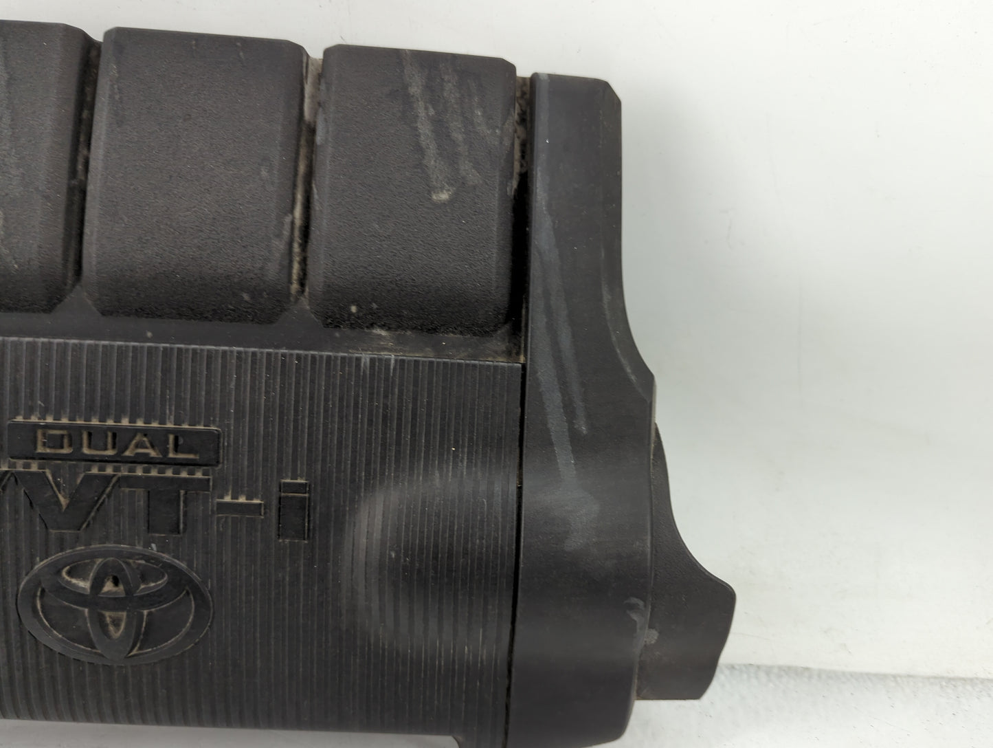 2010 Toyota Camry Engine Cover - Oemusedautoparts1.com