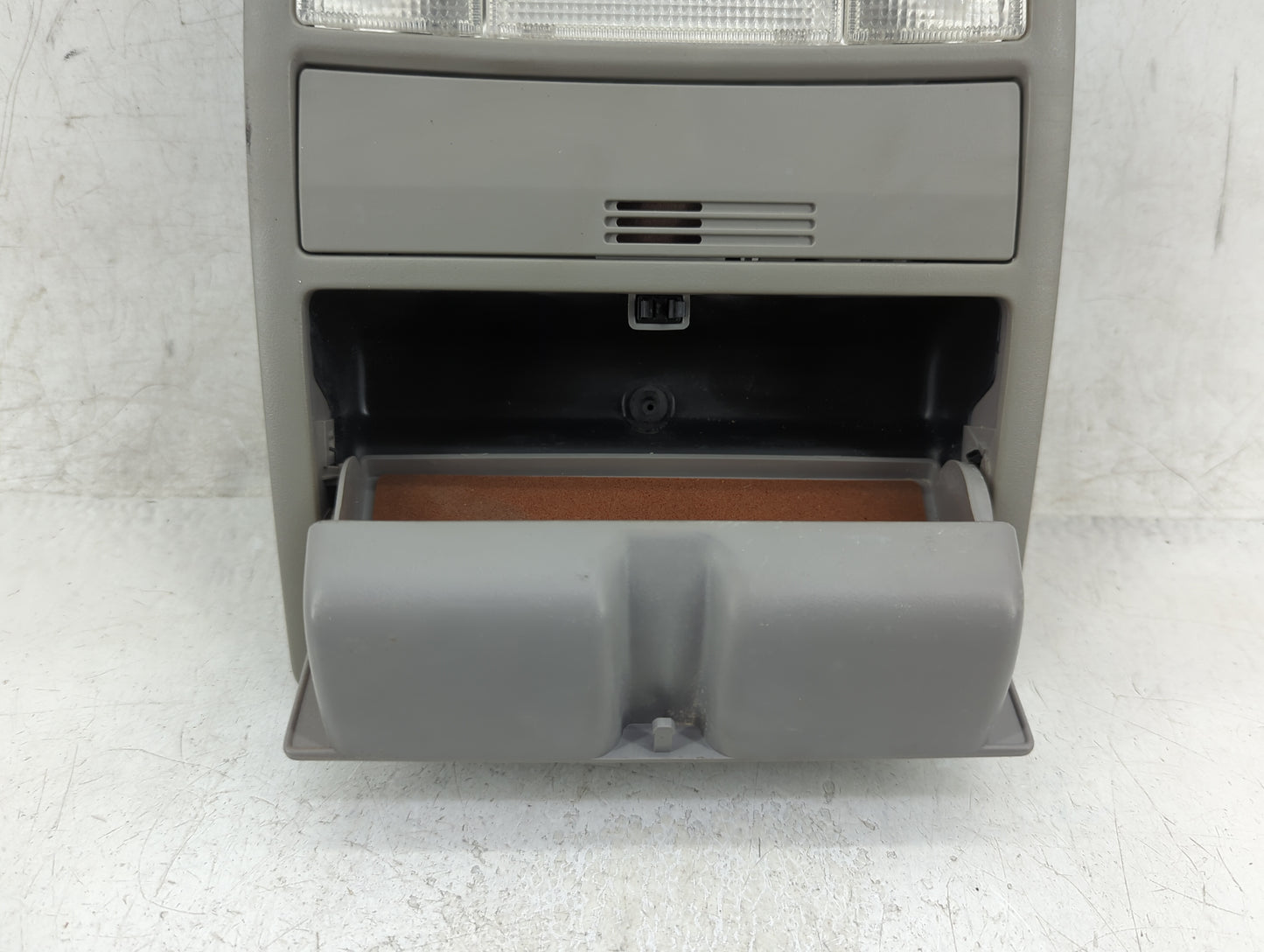 2010 Toyota Camry Overhead Roof Console - Oemusedautoparts1.com