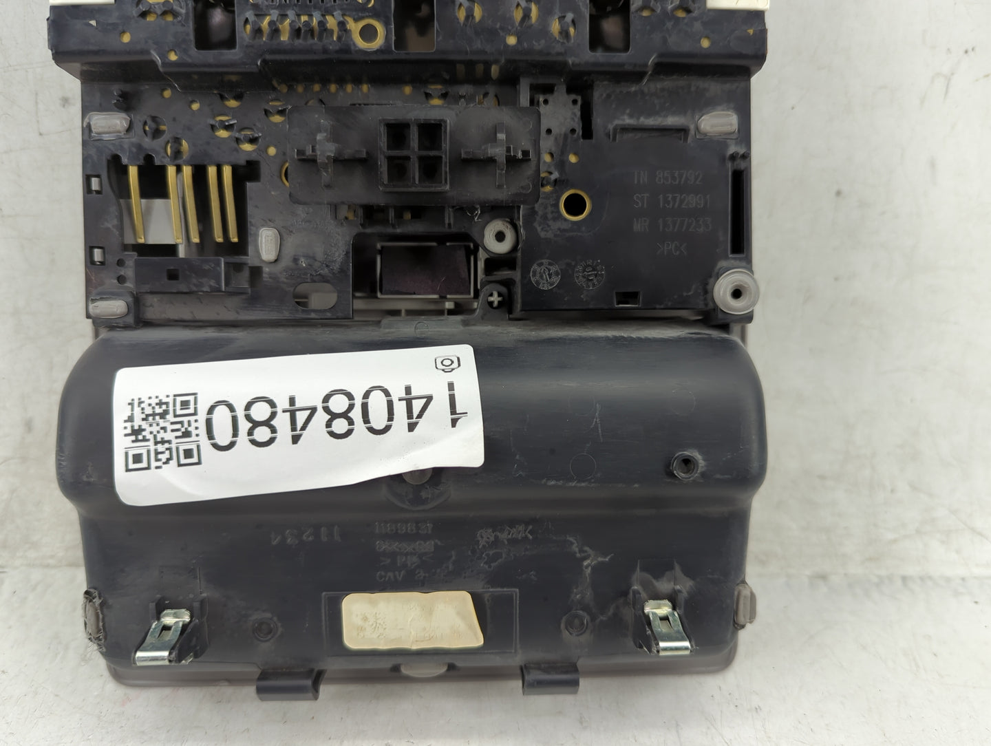 2010 Toyota Camry Overhead Roof Console - Oemusedautoparts1.com