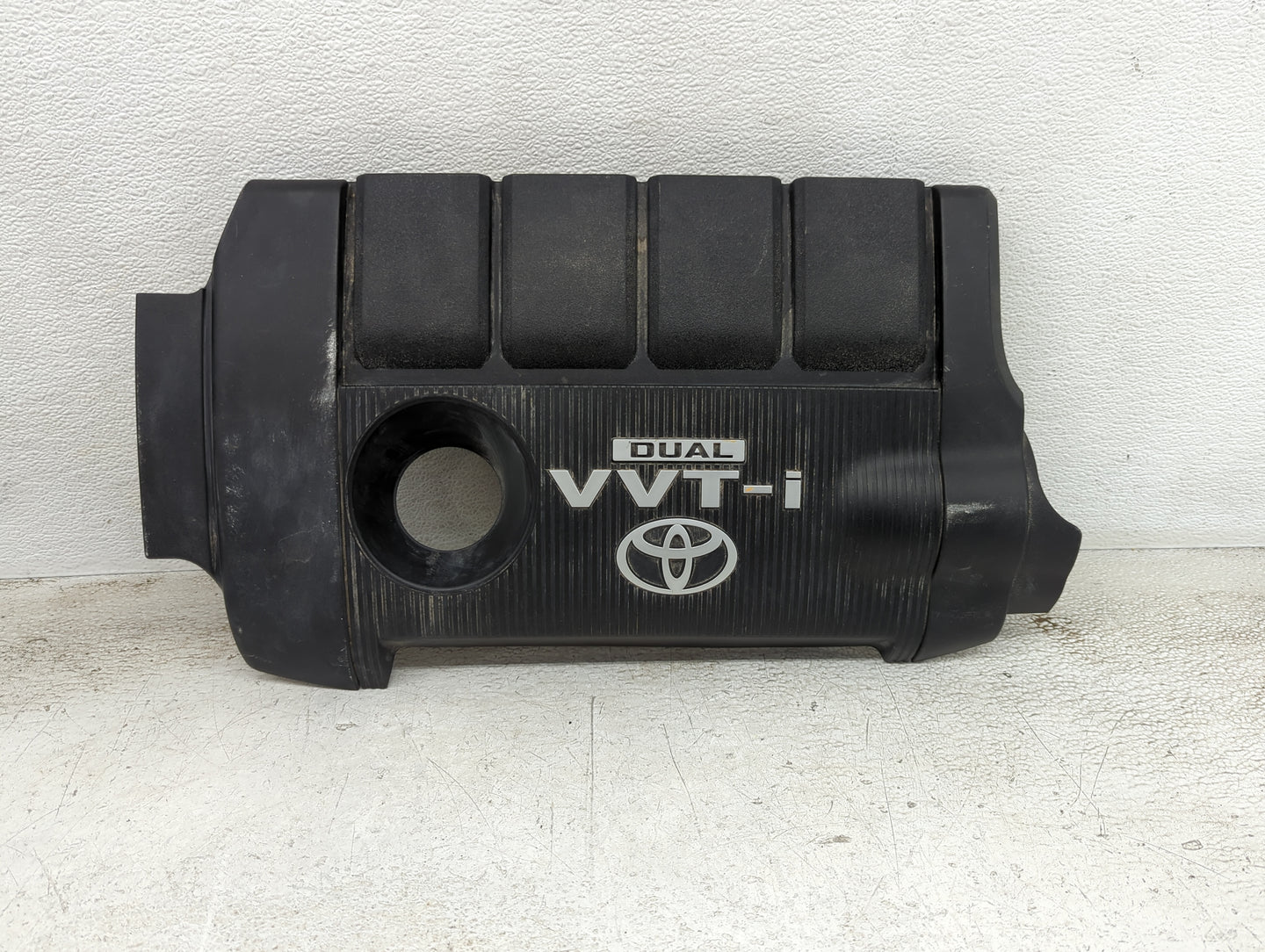 2010 Toyota Camry Engine Cover - Oemusedautoparts1.com