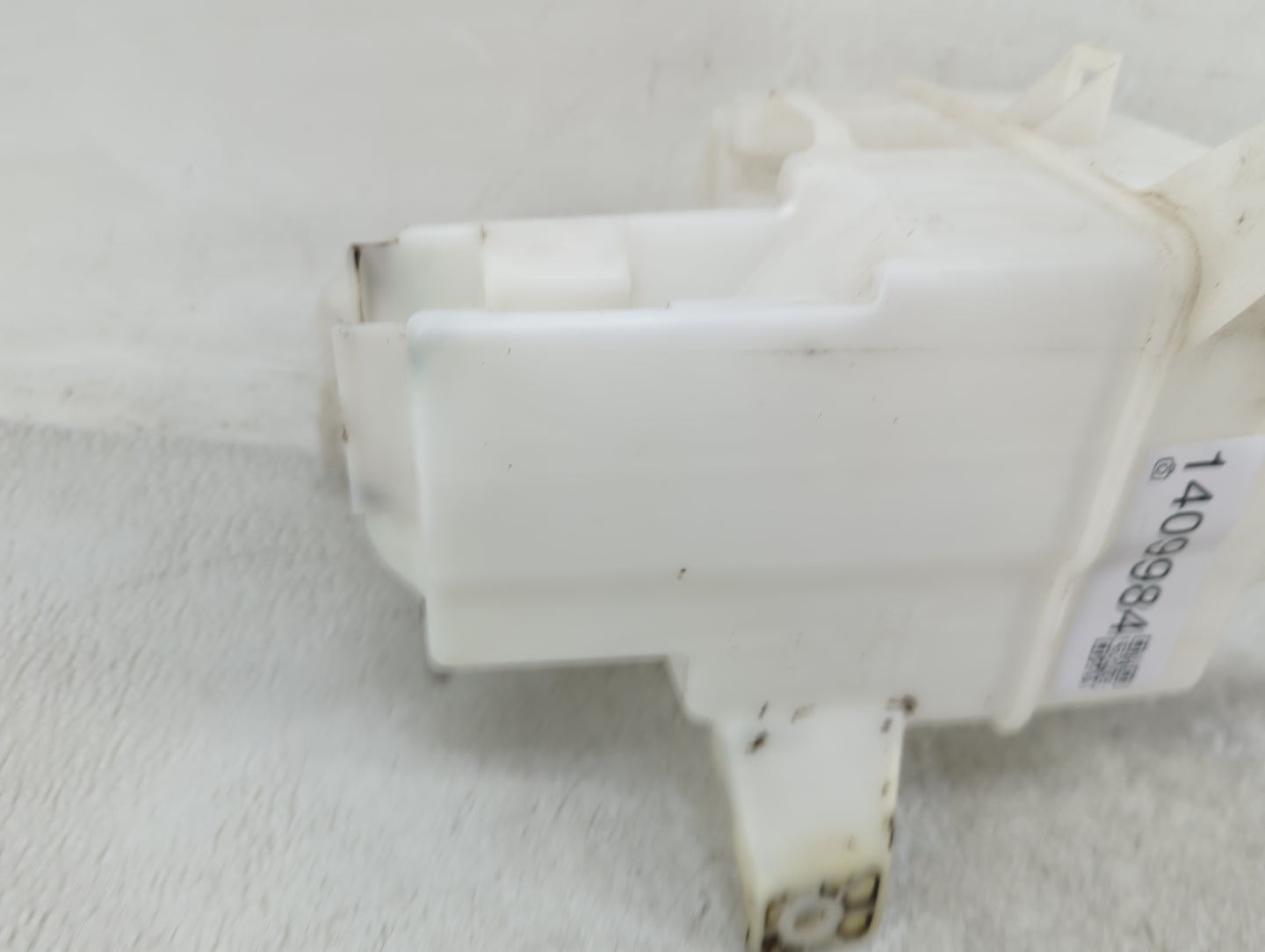 2007-2011 Toyota Camry Windshield Washer Fluid Reservoir Bottle Oem - Oemusedautoparts1.com