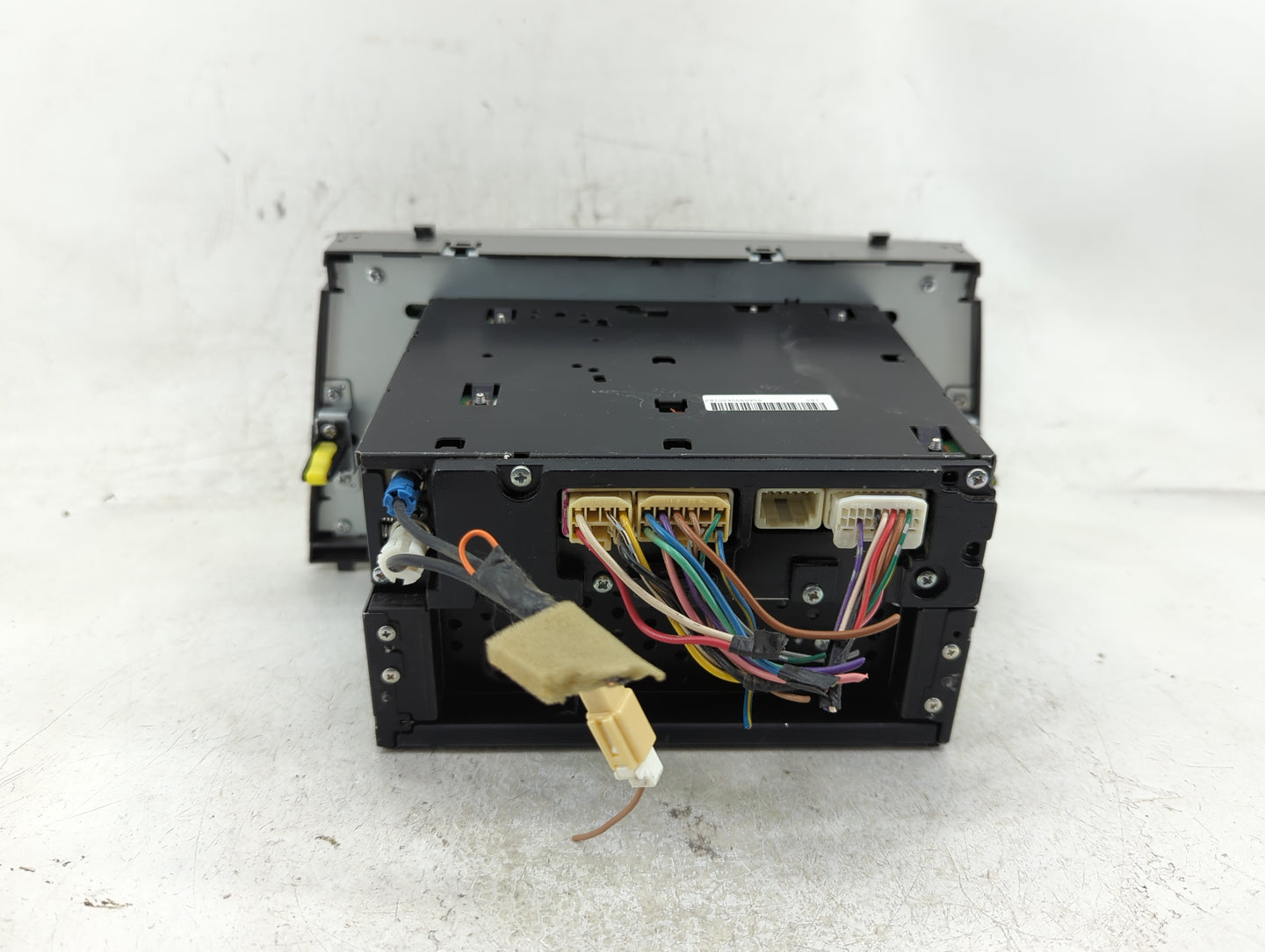 2010-2011 Toyota Camry Radio AM FM Cd Player Receiver Replacement P/N:86120-06480 Fits Fits 2010 2011 OEM Used Auto Parts - 