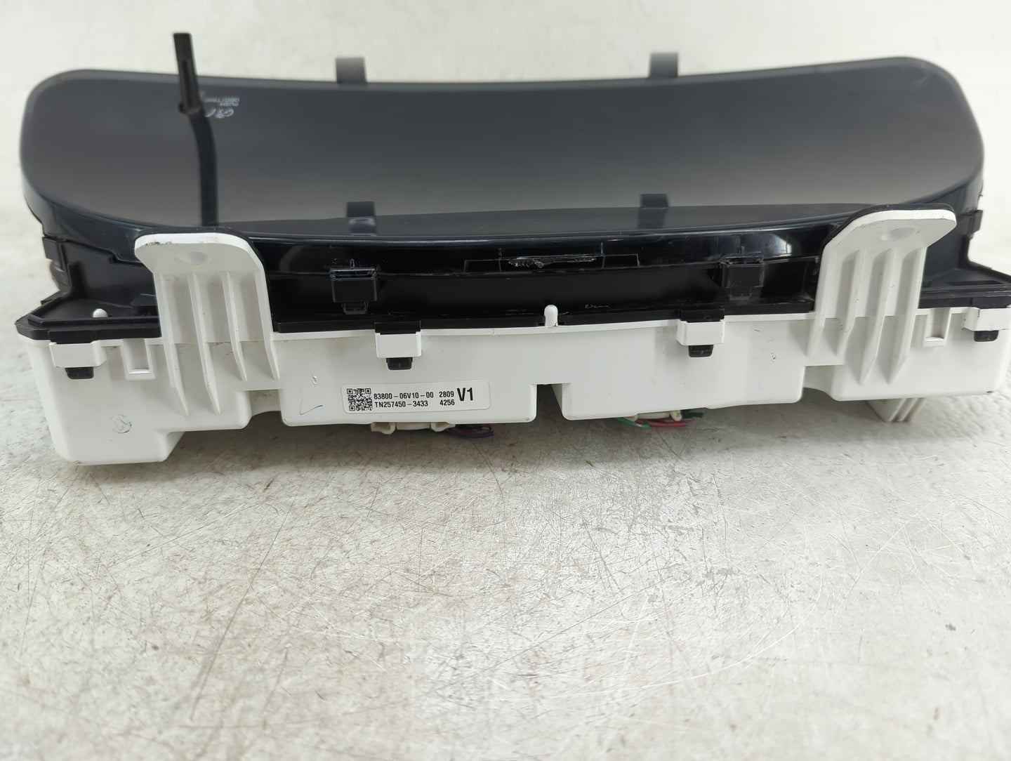 2010-2011 Toyota Camry Instrument Cluster Speedometer Gauges P/N:83800-06V10-00 Fits Fits 2010 2011 OEM Used Auto Parts - Oe