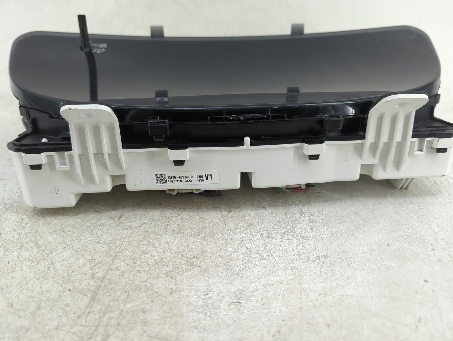 2010-2011 Toyota Camry Instrument Cluster Speedometer Gauges P/N:83800-06V10-00 Fits Fits 2010 2011 OEM Used Auto Parts - Oe