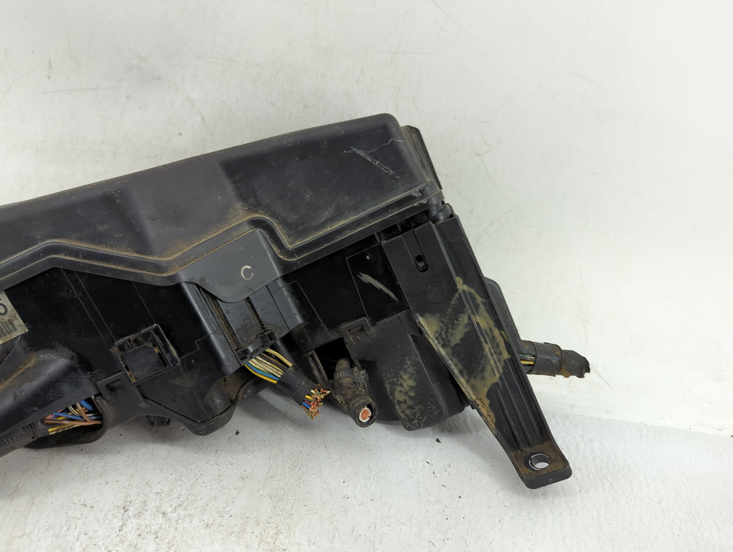 2010-2011 Toyota Camry Fusebox Fuse Box Panel Relay Module Fits Fits 2010 2011 OEM Used Auto Parts - Oemusedautoparts1.com
