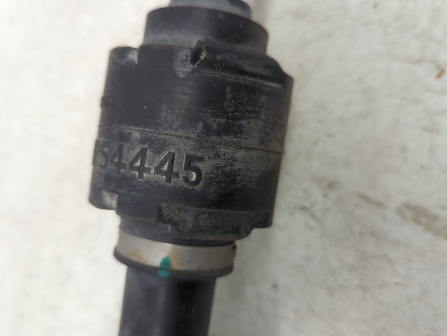 2010-2011 Toyota Camry Axle Shaft Front Driver Cv C/v - Oemusedautoparts1.com