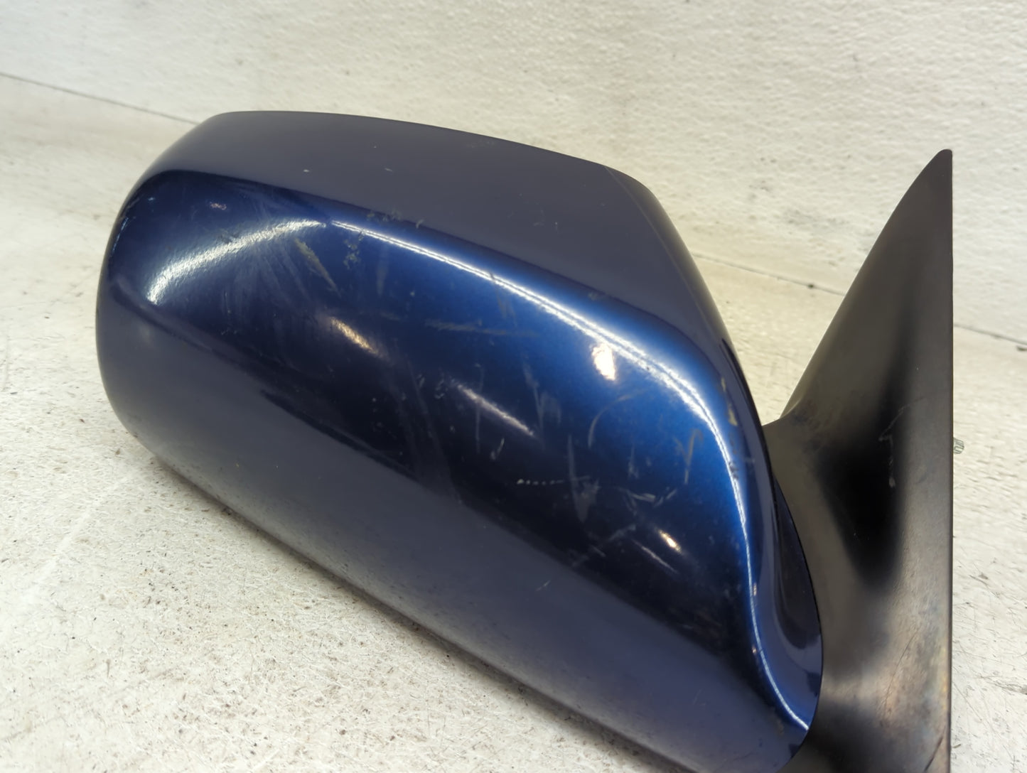 2007-2011 Toyota Camry Passenger Side View Mirror - Right Door Mirror OEM Used - Oemusedautoparts1.com