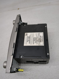 2010-2011 Toyota Camry Radio AM FM Cd Player Receiver Replacement P/N:86120-06480 Fits Fits 2010 2011 OEM Used Auto Parts - 
