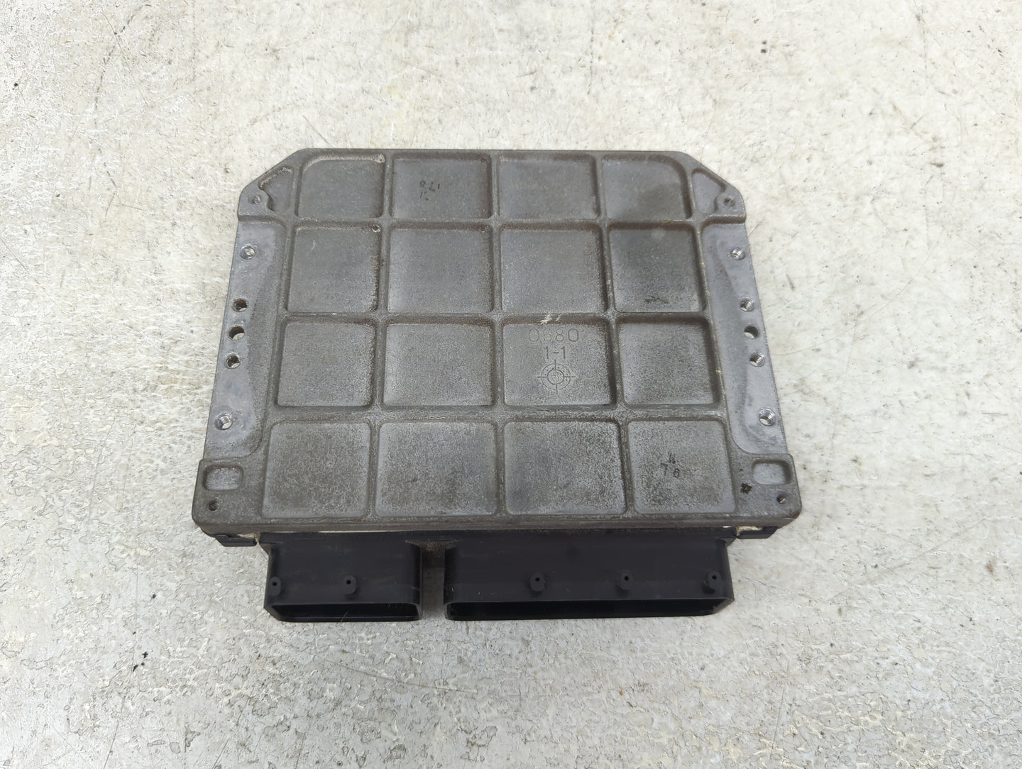 2010-2011 Toyota Camry PCM Engine Control Computer ECU ECM PCU OEM P/N:89661-06J10 N275300-0422 Fits Fits 2010 2011 OEM Used