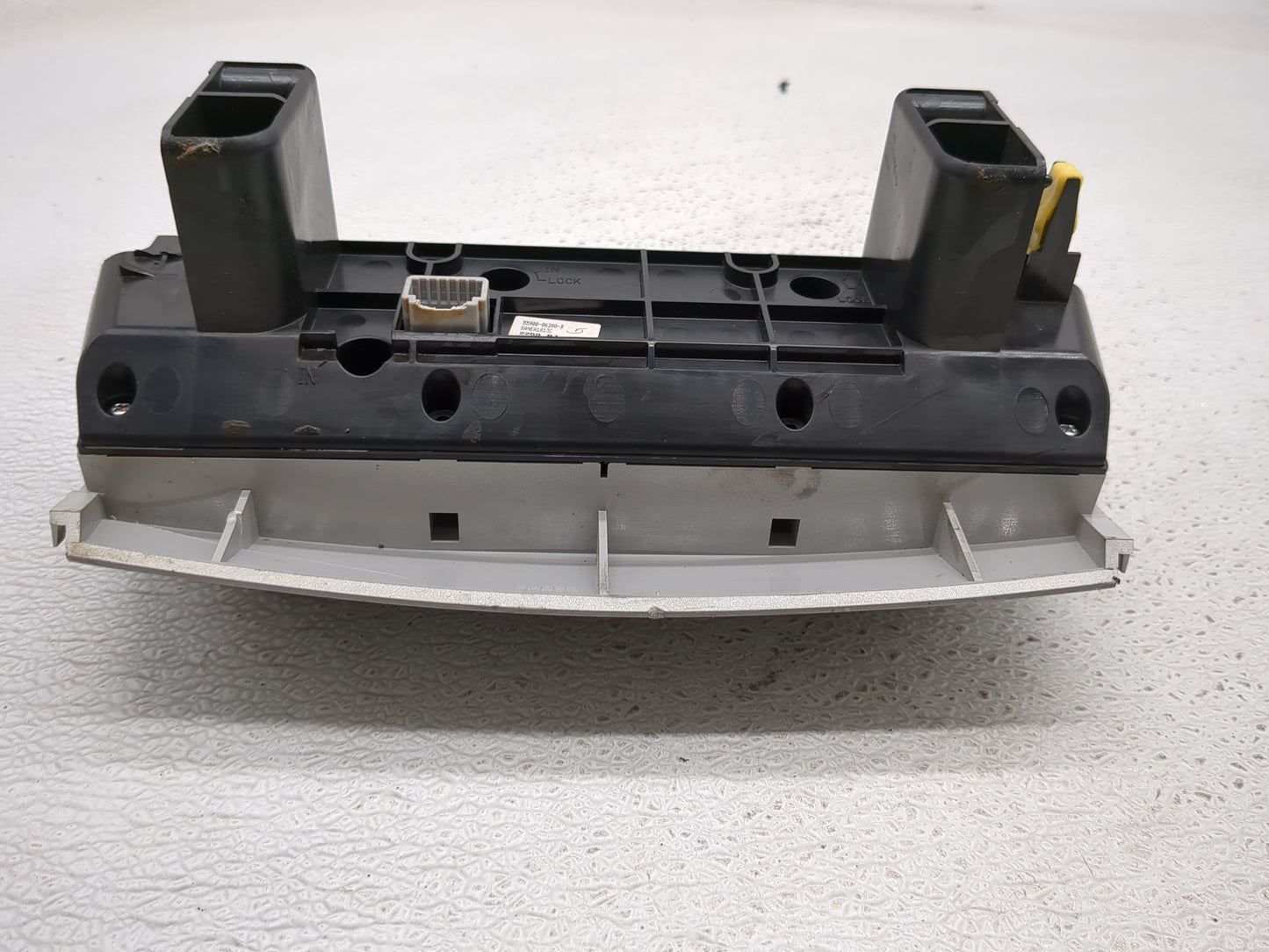 2010-2011 Toyota Camry Climate Control Module Temperature AC/Heater Replacement P/N:55900-06280-B Fits Fits 2010 2011 OEM Us