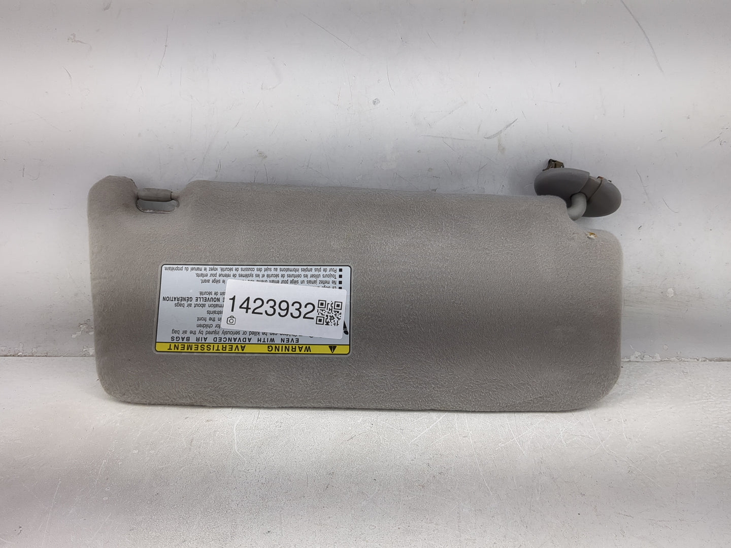 2007-2011 Toyota Camry Sun Visor Shade Replacement Driver Left Mirror Fits Fits 2007 2008 2009 2010 2011 OEM Used Auto Parts