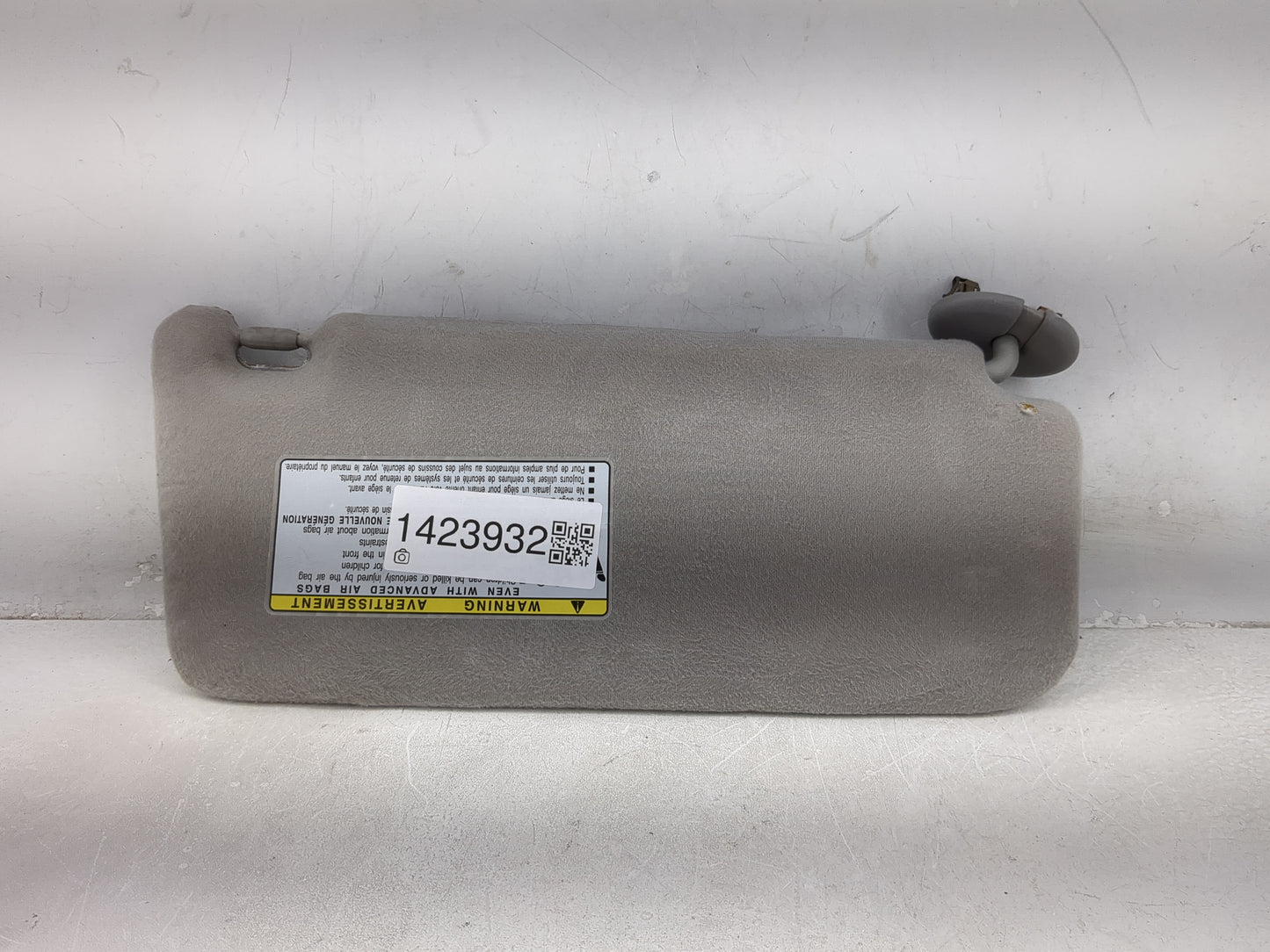 2007-2011 Toyota Camry Sun Visor Shade Replacement Driver Left Mirror Fits Fits 2007 2008 2009 2010 2011 OEM Used Auto Parts