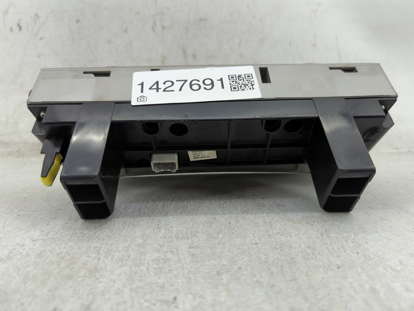 2010-2011 Toyota Camry Climate Control Module Temperature AC/Heater Replacement P/N:55900-06280-B Fits Fits 2010 2011 OEM Us