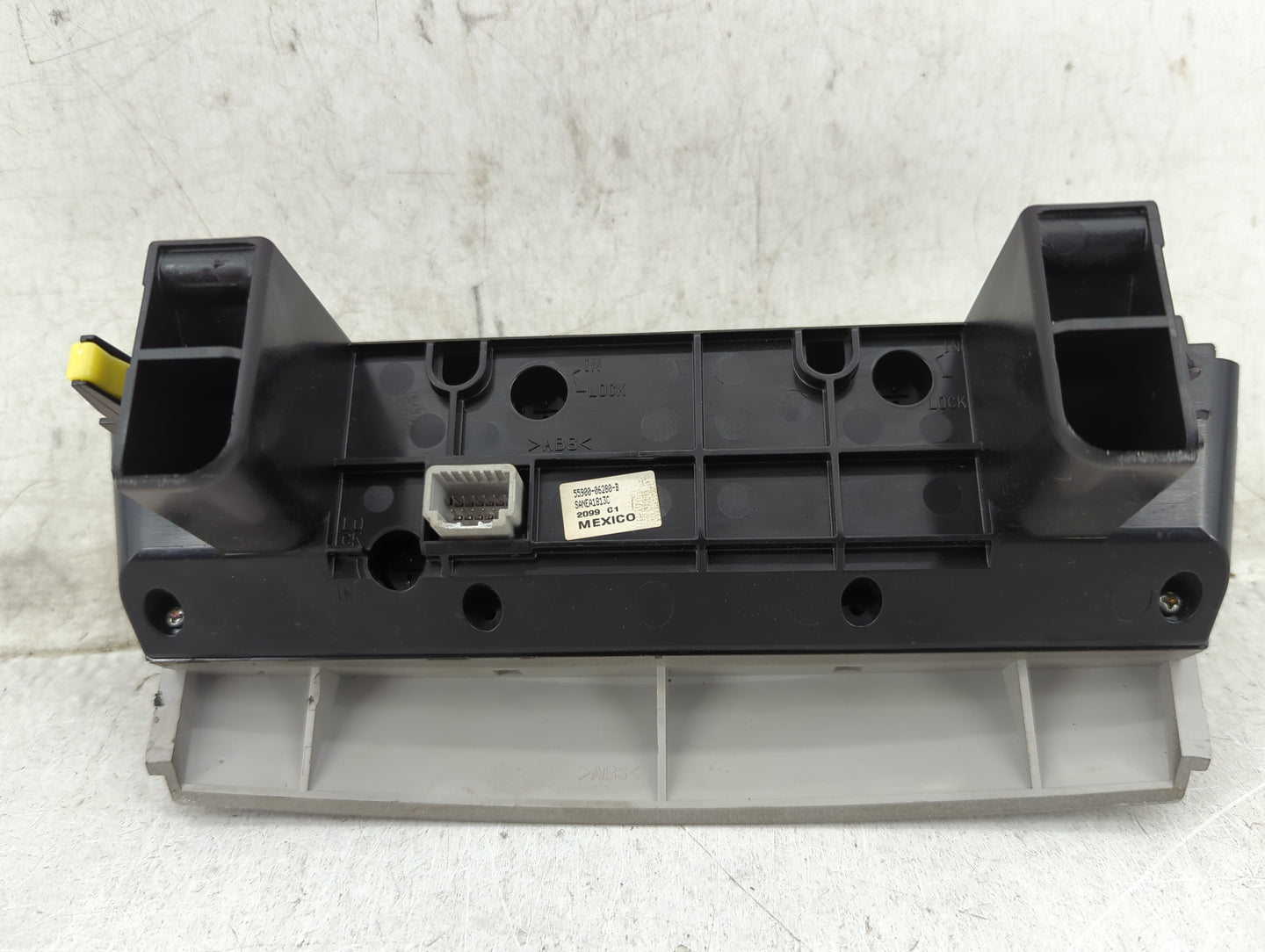 2010-2011 Toyota Camry Climate Control Module Temperature AC/Heater Replacement P/N:55900-06280-B Fits Fits 2010 2011 OEM Us