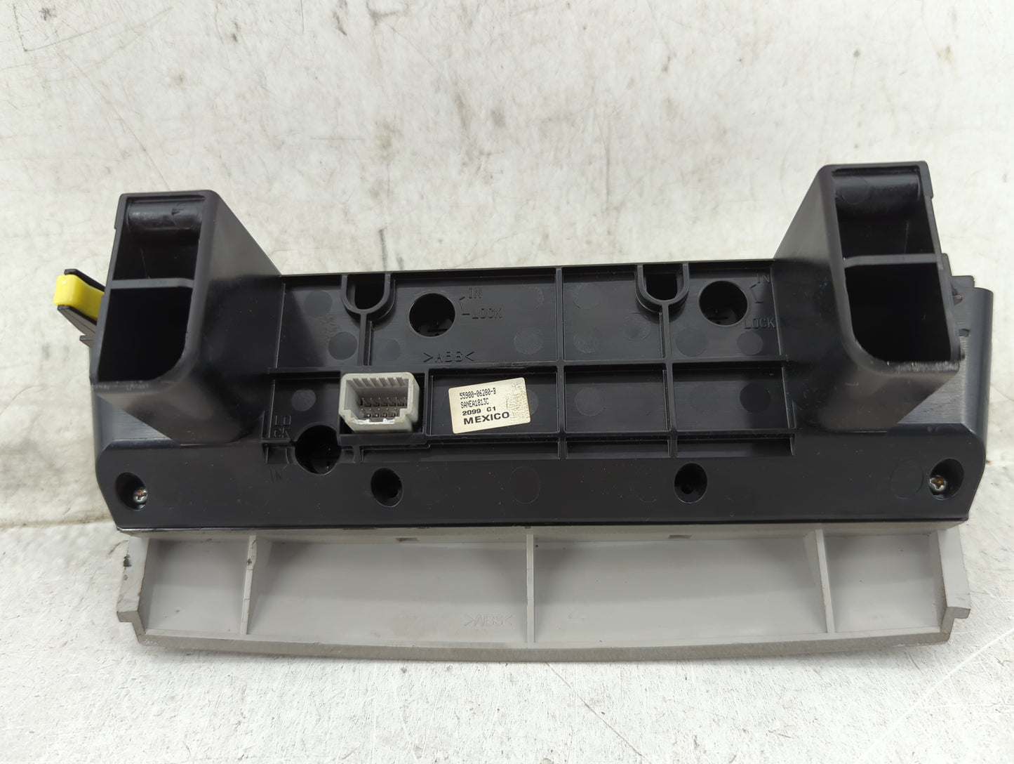 2010-2011 Toyota Camry Climate Control Module Temperature AC/Heater Replacement P/N:55900-06280-B Fits Fits 2010 2011 OEM Us
