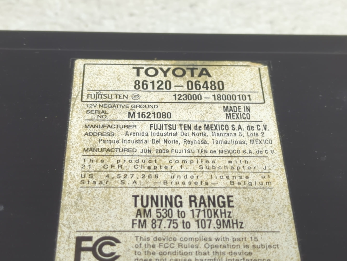 2010-2011 Toyota Camry Radio AM FM Cd Player Receiver Replacement P/N:86120-06480 123000-18000101 Fits Fits 2010 2011 OEM Us