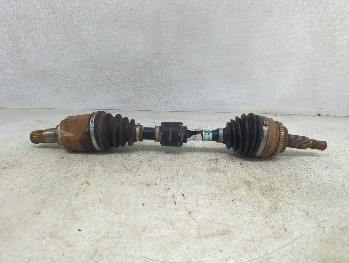 2010-2011 Toyota Camry Axle Shaft Front Driver Cv C/v - Oemusedautoparts1.com
