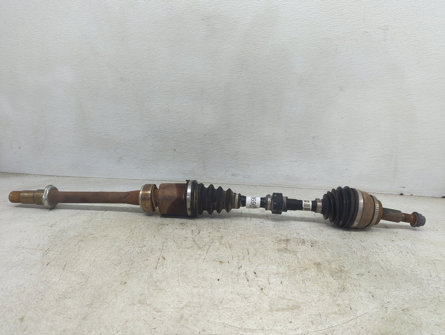 2010-2011 Toyota Camry Axle Shaft Front Passenger Cv C/v - Oemusedautoparts1.com