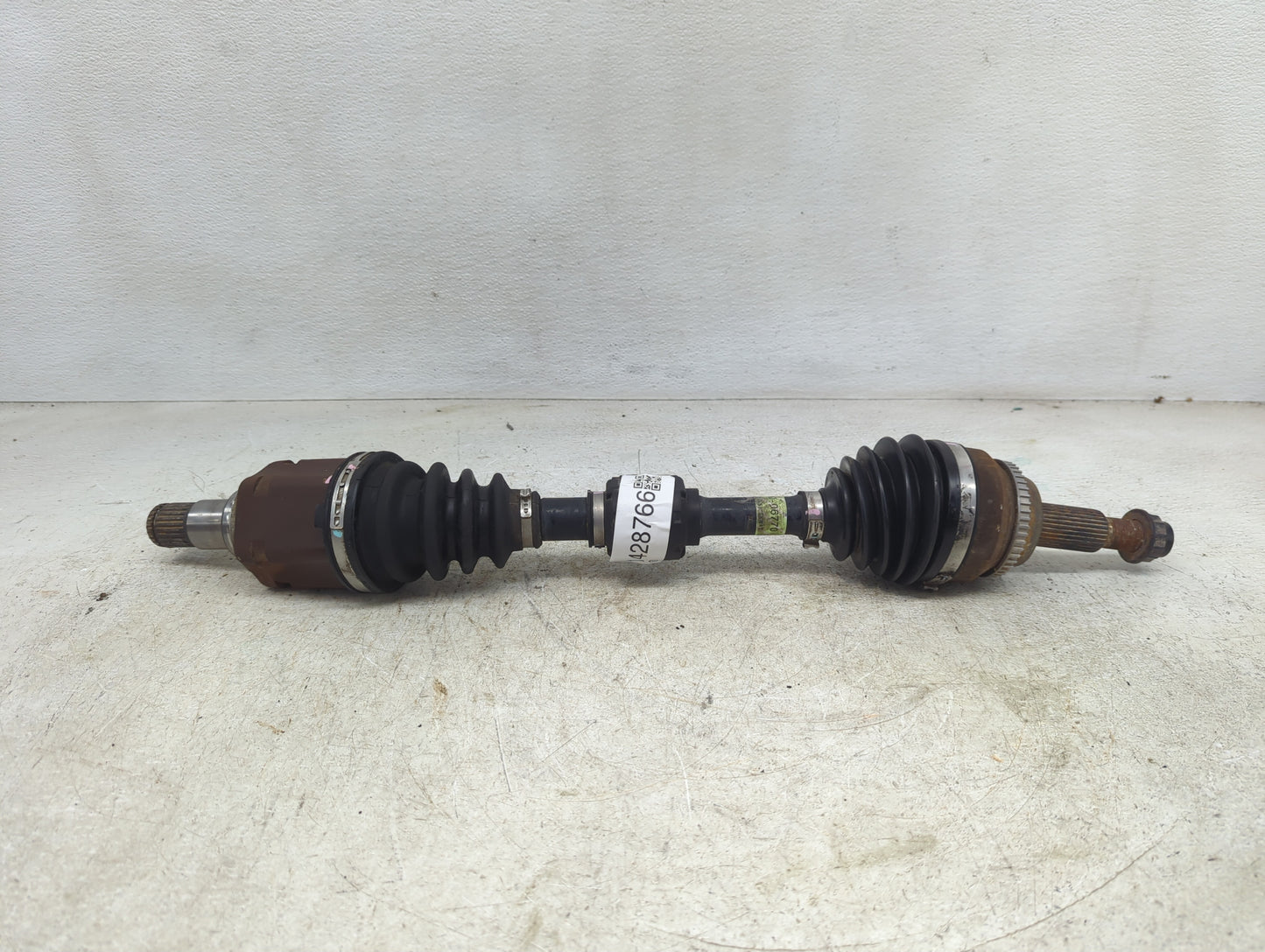 2010-2011 Toyota Camry Axle Shaft Front Driver Cv C/v - Oemusedautoparts1.com