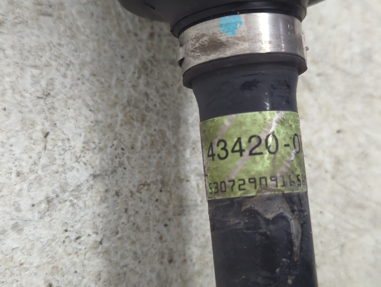 2010-2011 Toyota Camry Axle Shaft Front Driver Cv C/v - Oemusedautoparts1.com