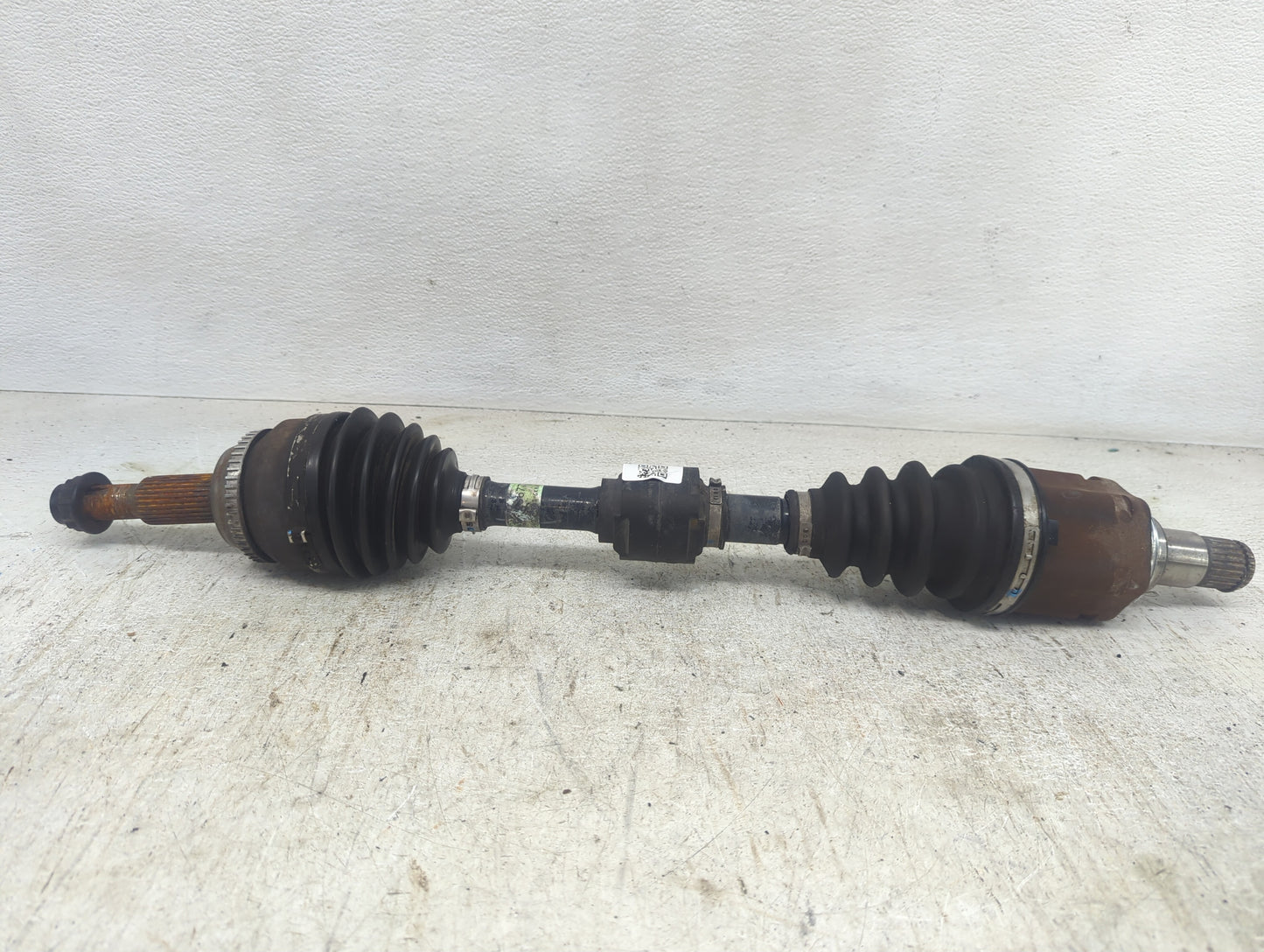 2010-2011 Toyota Camry Axle Shaft Front Driver Cv C/v - Oemusedautoparts1.com