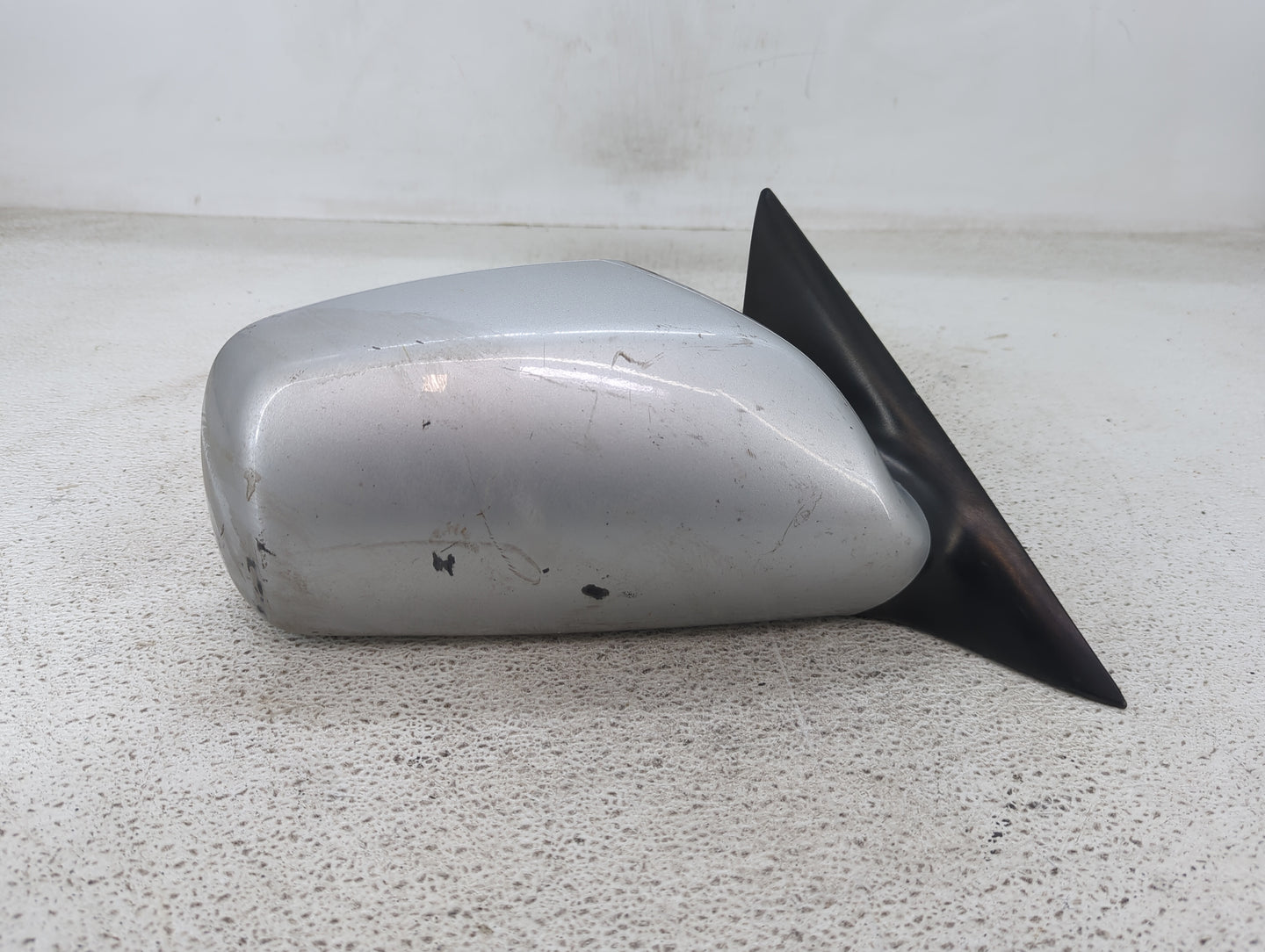 2007-2011 Toyota Camry Passenger Side View Mirror - Right Door Mirror OEM Used - Oemusedautoparts1.com