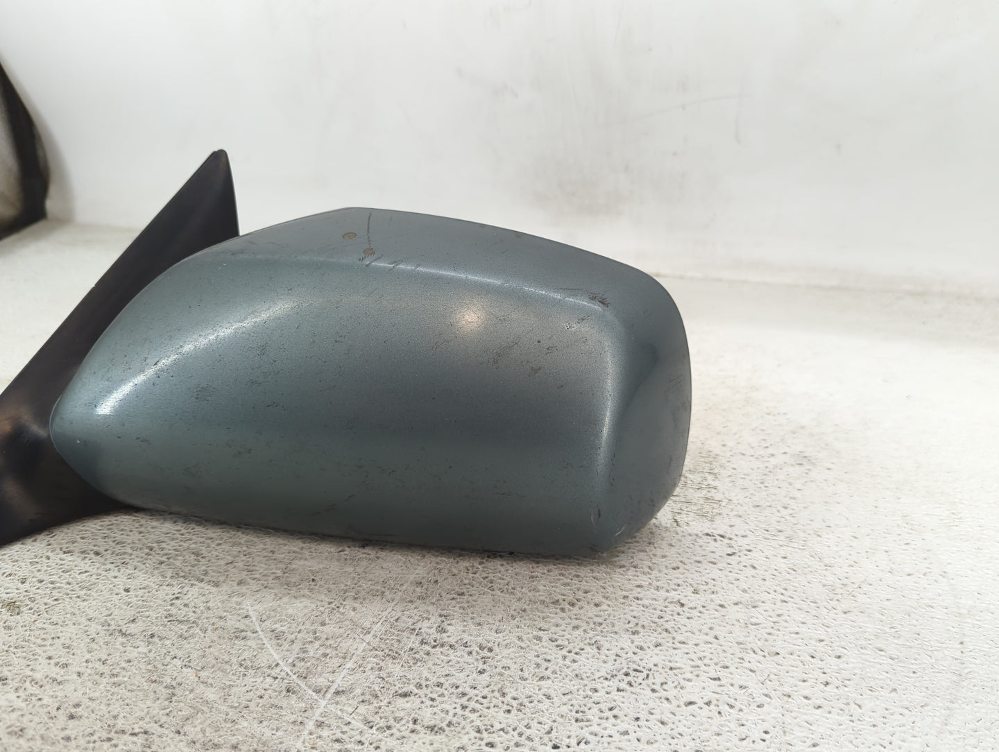 2007-2011 Toyota Camry Driver Side View Mirror - Left Door Mirror OEM Used - Oemusedautoparts1.com