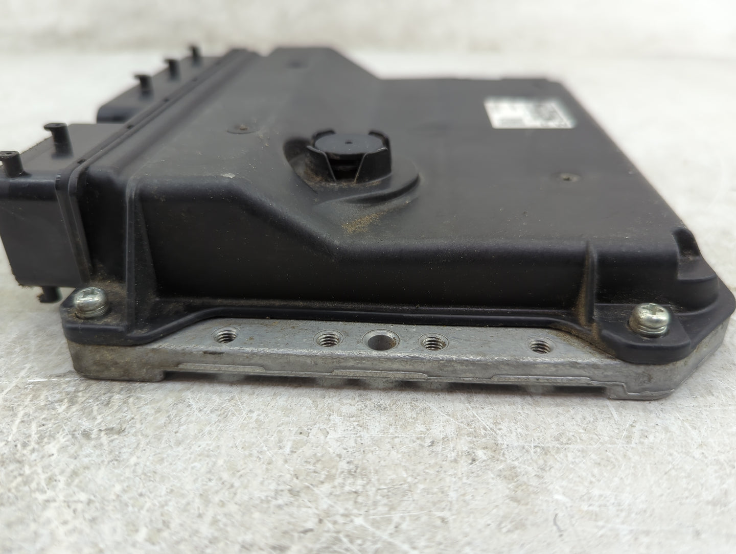 2010-2011 Toyota Camry PCM Engine Control Computer ECU ECM PCU OEM P/N:89661-06J10 TN275300-6422 Fits Fits 2010 2011 OEM Use