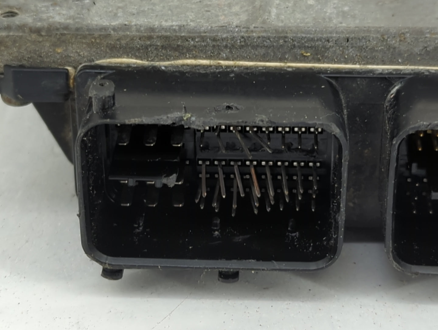 2010-2011 Toyota Camry PCM Engine Control Computer ECU ECM PCU OEM P/N:89661-06J10 TN275300-6422 Fits Fits 2010 2011 OEM Use