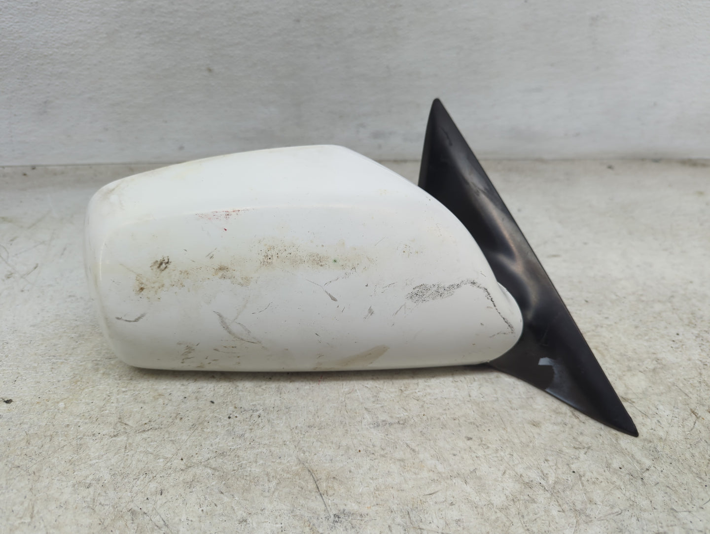 2007-2011 Toyota Camry Passenger Side View Mirror - Right Door Mirror OEM Used - Oemusedautoparts1.com