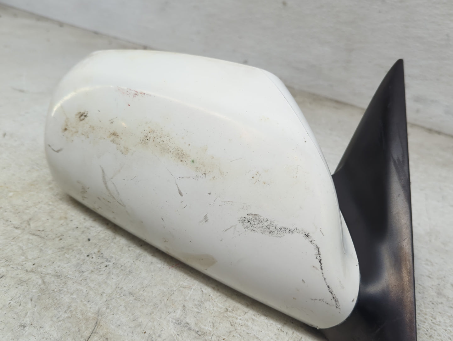 2007-2011 Toyota Camry Passenger Side View Mirror - Right Door Mirror OEM Used - Oemusedautoparts1.com