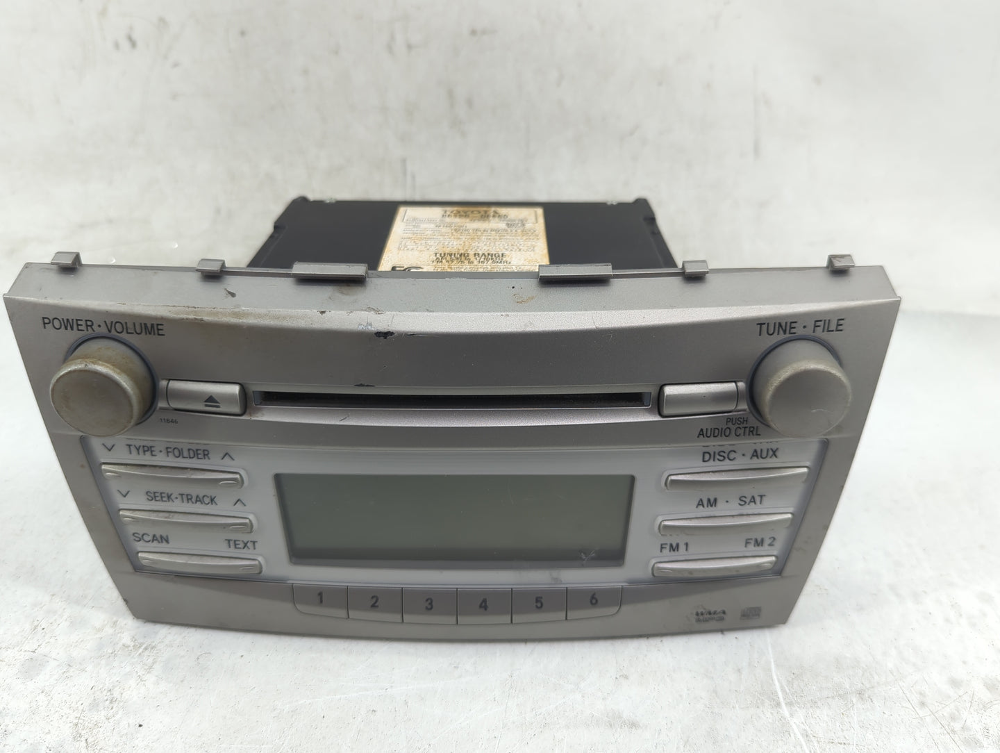 2010-2011 Toyota Camry Radio AM FM Cd Player Receiver Replacement P/N:86120-06480 123000-18000101 Fits Fits 2010 2011 OEM Us