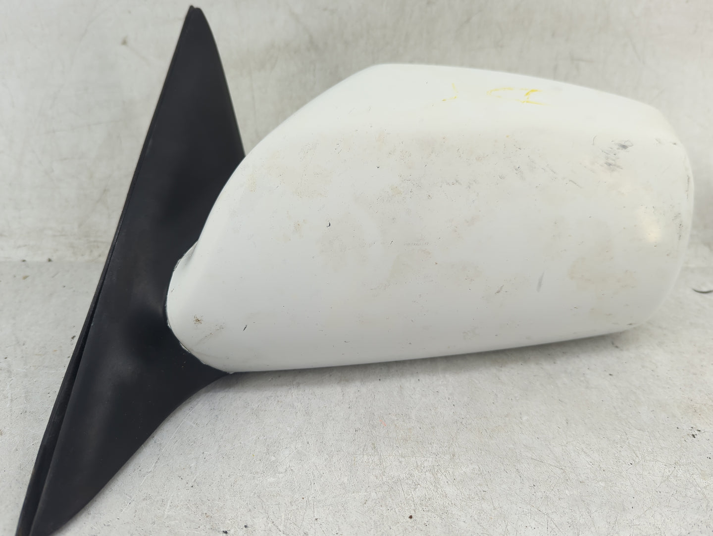 2007-2011 Toyota Camry Driver Side View Mirror - Left Door Mirror OEM Used - Oemusedautoparts1.com