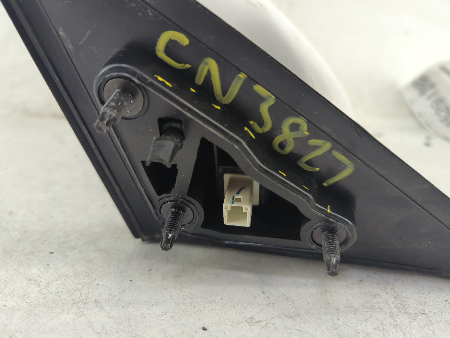 2007-2011 Toyota Camry Driver Side View Mirror - Left Door Mirror OEM Used - Oemusedautoparts1.com