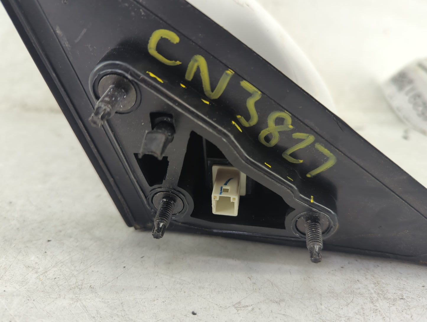 2007-2011 Toyota Camry Driver Side View Mirror - Left Door Mirror OEM Used - Oemusedautoparts1.com